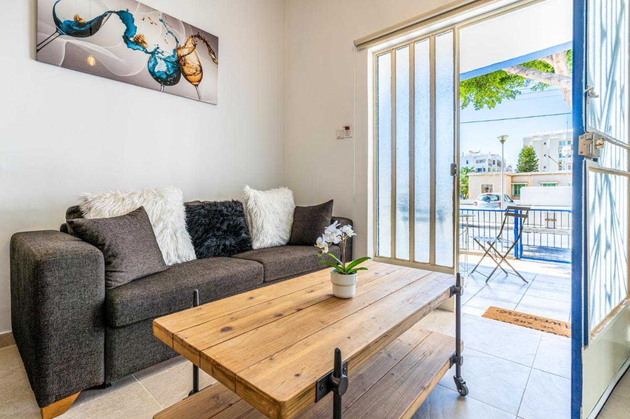 Nala - 2 Bedroom Apartment In ラルナカ エクステリア 写真
